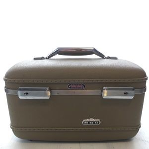 Vintage American Tourister